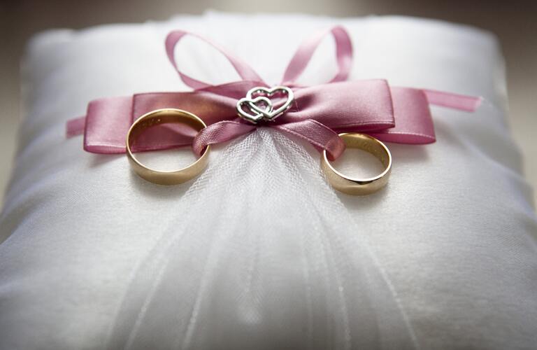 息子が結婚しない！とお悩みのお母さまへ。結婚相談所での結婚を考えてみませんか？